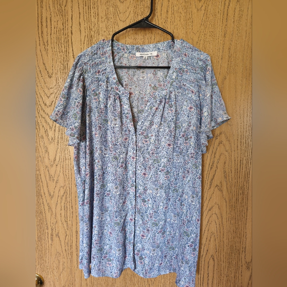 Rose + Olive Womens 2X Floral Blouse